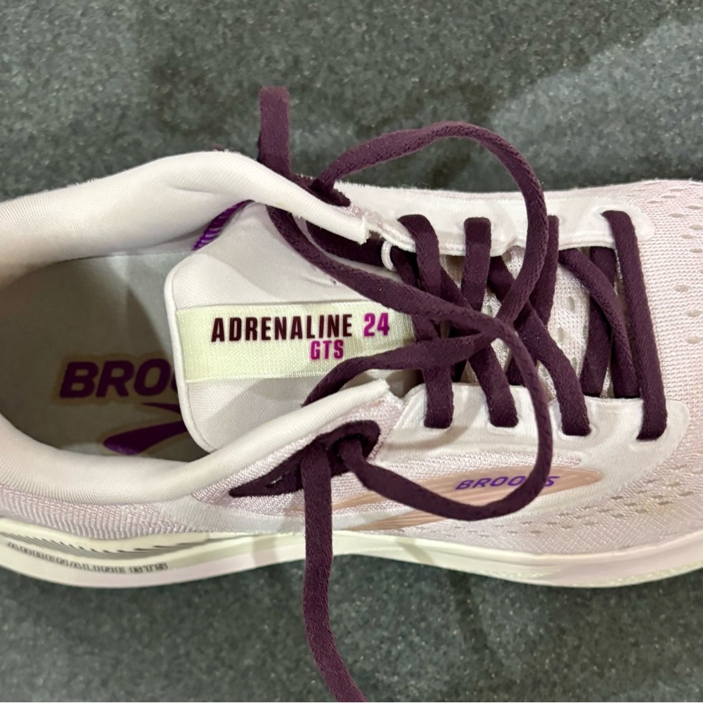 Brooks Women's Adrenaline 24 GTS Shoes - Light Pink and Dark Burgundy accent. - Picture 6 of 9